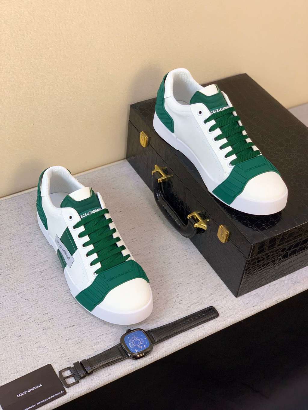 D*G sneaker